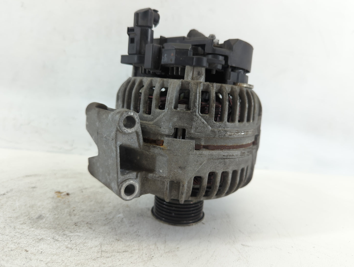 2009-2017 Volkswagen Cc Alternator Replacement Generator Charging Assembly Engine OEM P/N:06B 903 016AB Fits OEM Used Auto P