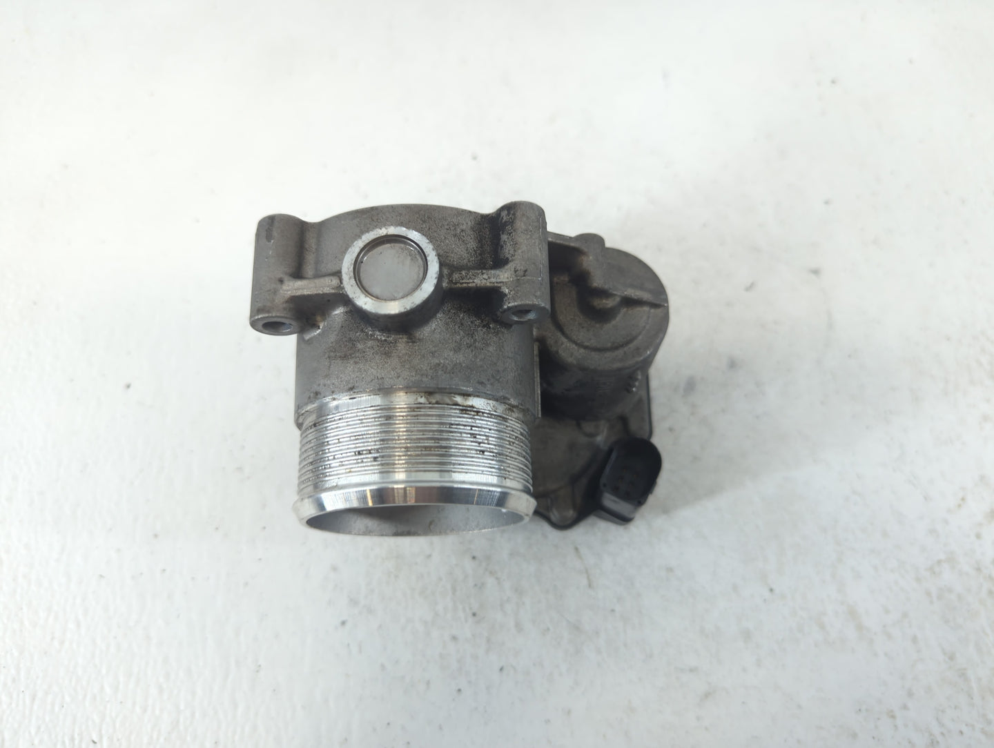 2009-2017 Volkswagen Cc Throttle Body P/N:06F 133 062 Q Fits OEM Used Auto Parts - Oemusedautoparts1.com