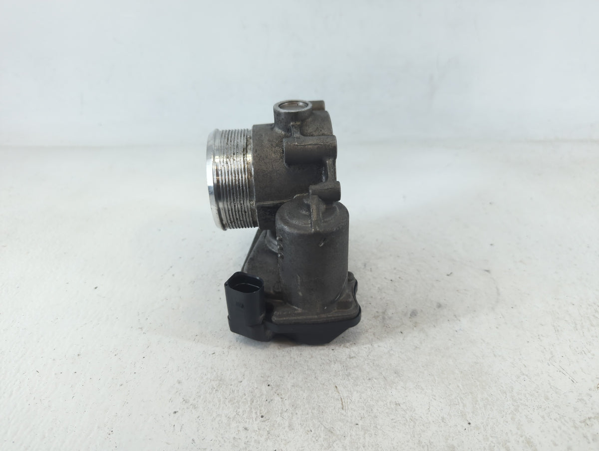 2009-2017 Volkswagen Cc Throttle Body P/N:06F 133 062 Q Fits OEM Used Auto Parts - Oemusedautoparts1.com