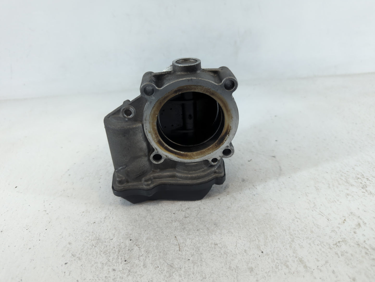 2009-2017 Volkswagen Cc Throttle Body P/N:06F 133 062 Q Fits OEM Used Auto Parts - Oemusedautoparts1.com