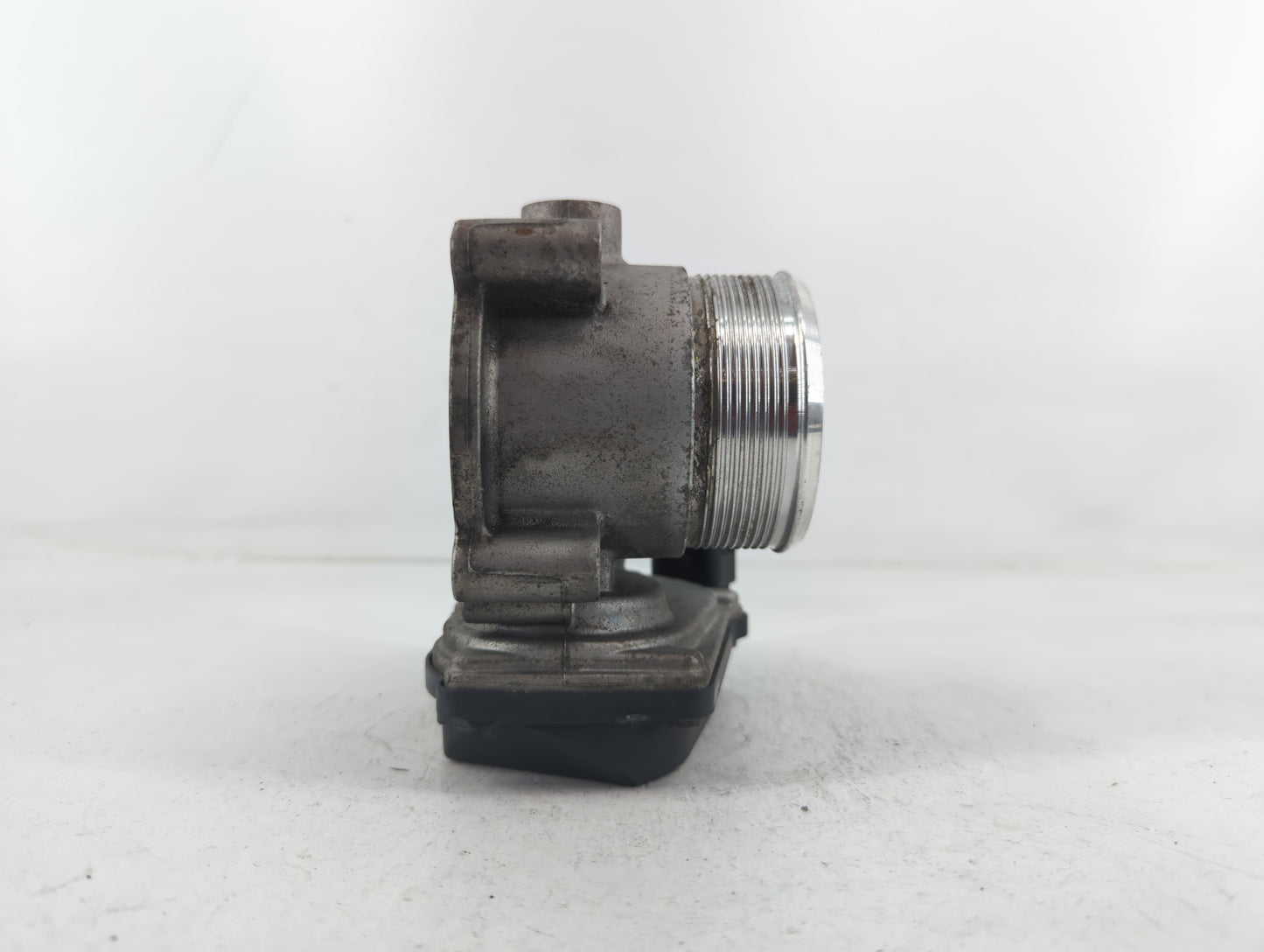 2009-2017 Volkswagen Cc Throttle Body P/N:06F 133 062 Q Fits OEM Used Auto Parts - Oemusedautoparts1.com