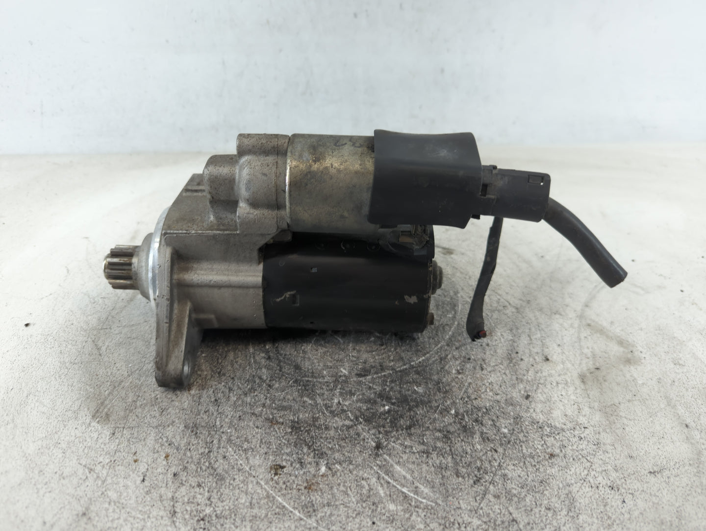 2009-2017 Volkswagen Cc Car Starter Motor Solenoid OEM P/N:0 001 121 435 Fits OEM Used Auto Parts - Oemusedautoparts1.com