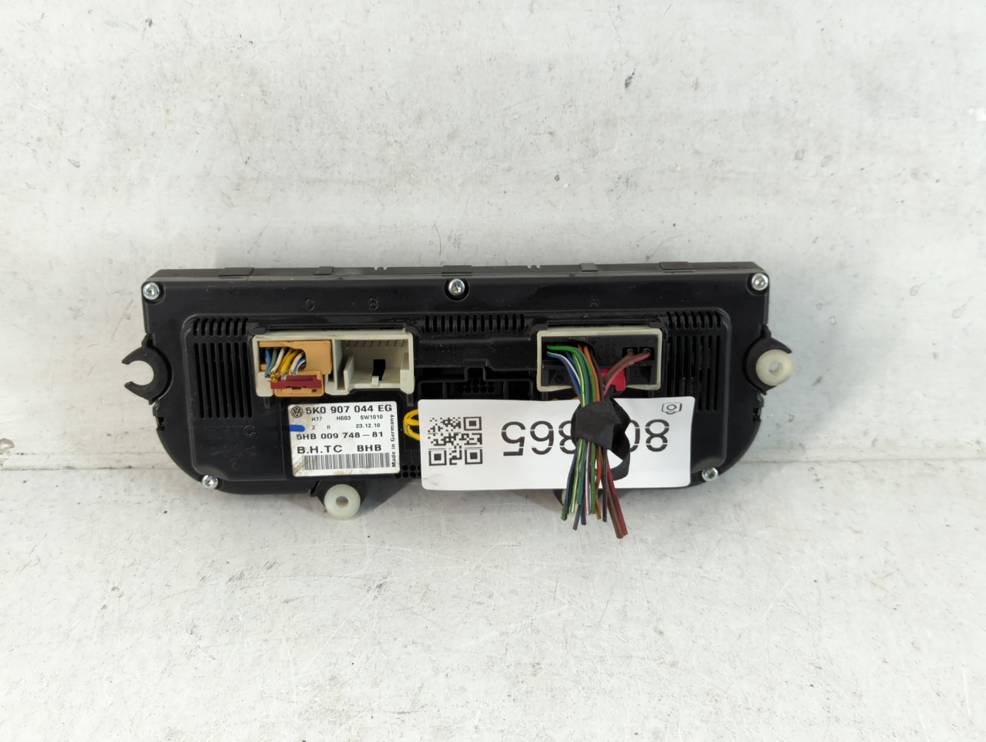 2011-2012 Volkswagen Cc Climate Control Module Temperature AC/Heater Replacement P/N:5K0 907 044 EG Fits Fits 2009 2010 2011