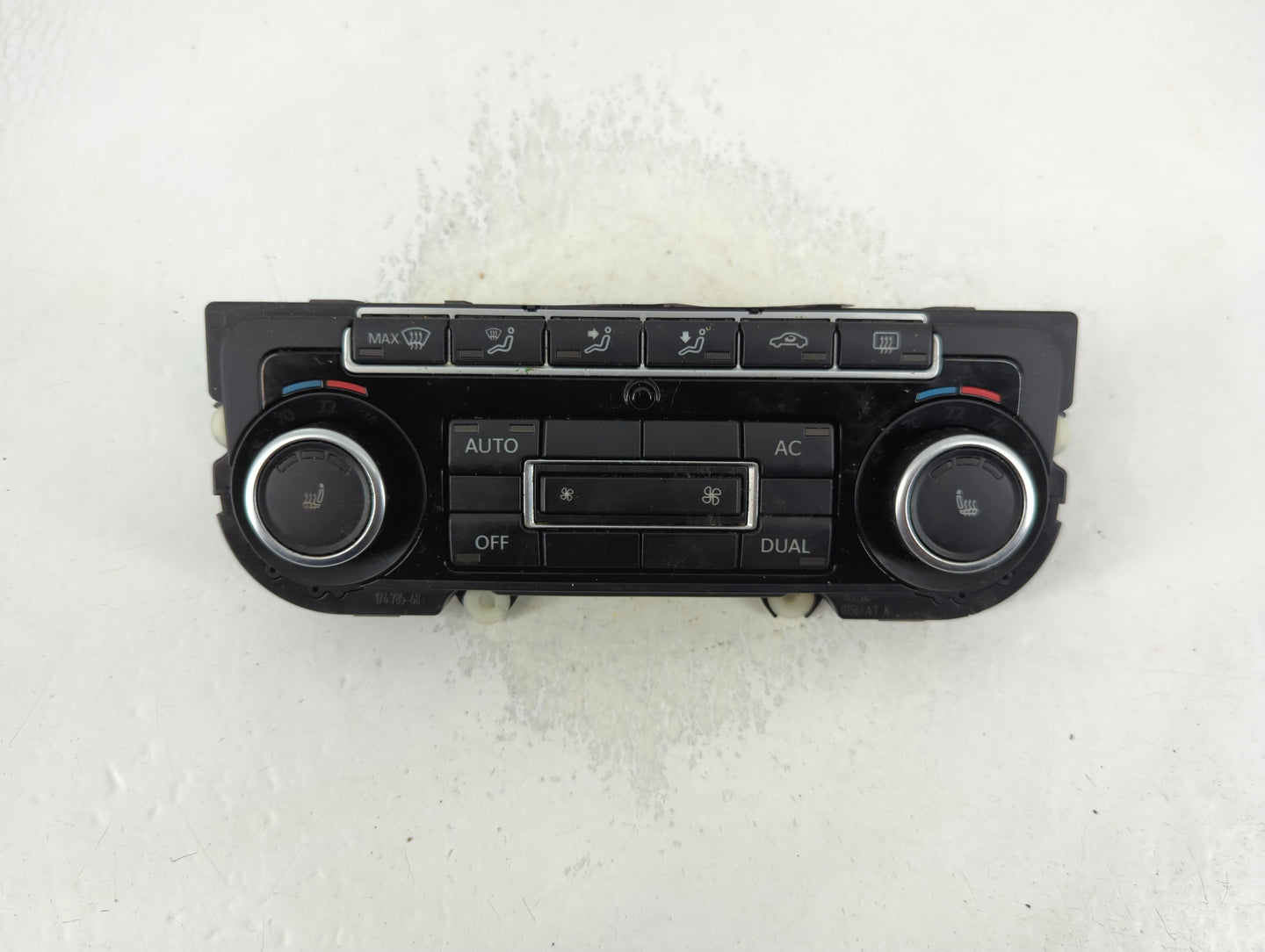 2011-2012 Volkswagen Cc Climate Control Module Temperature AC/Heater Replacement P/N:5K0 907 044 EG Fits Fits 2009 2010 2011