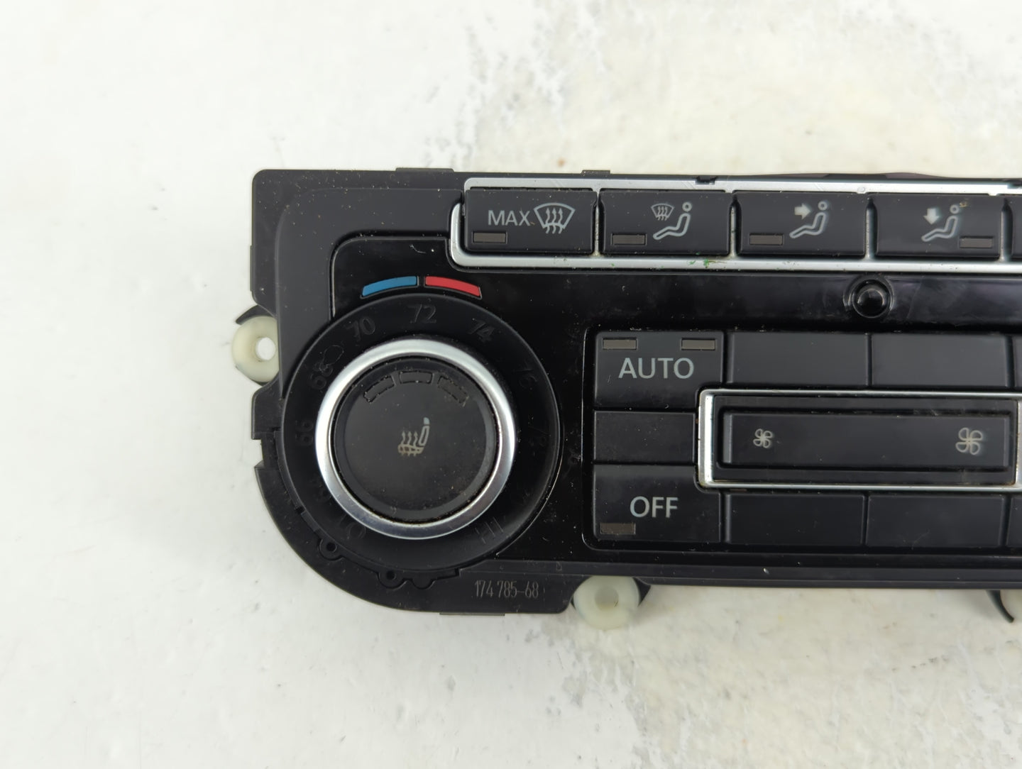 2011-2012 Volkswagen Cc Climate Control Module Temperature AC/Heater Replacement P/N:5K0 907 044 EG Fits Fits 2009 2010 2011