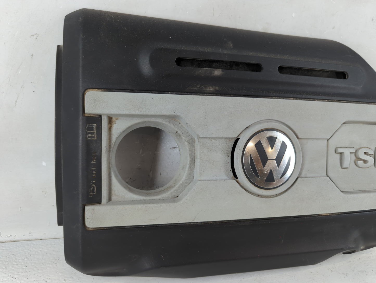 2012 Volkswagen Cc Engine Cover - Oemusedautoparts1.com