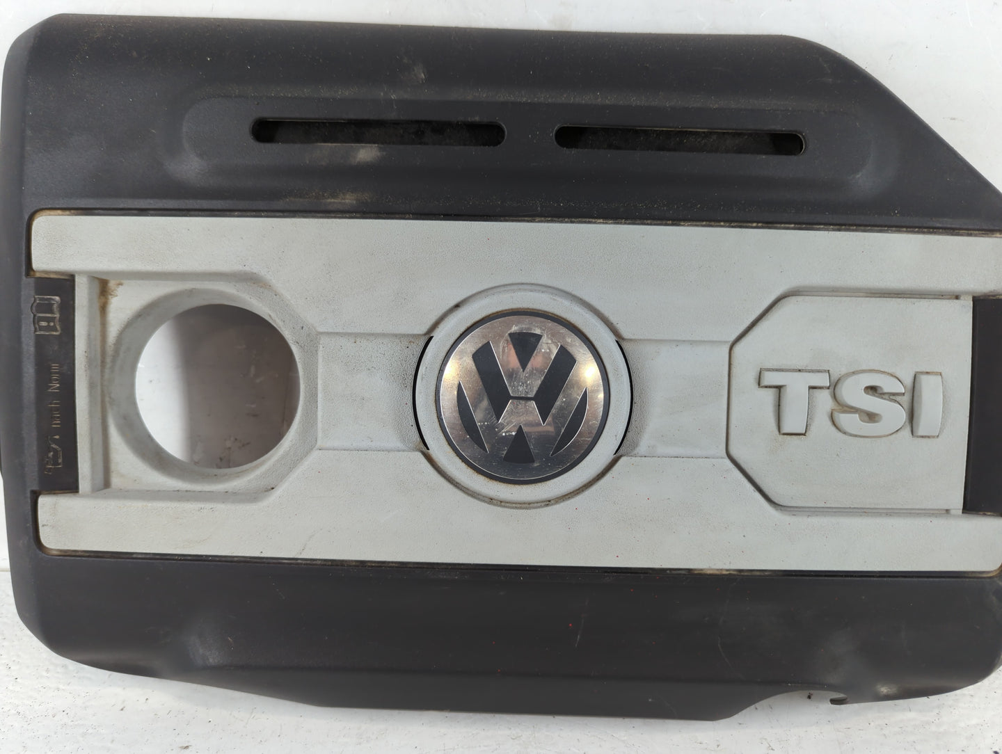 2012 Volkswagen Cc Engine Cover - Oemusedautoparts1.com