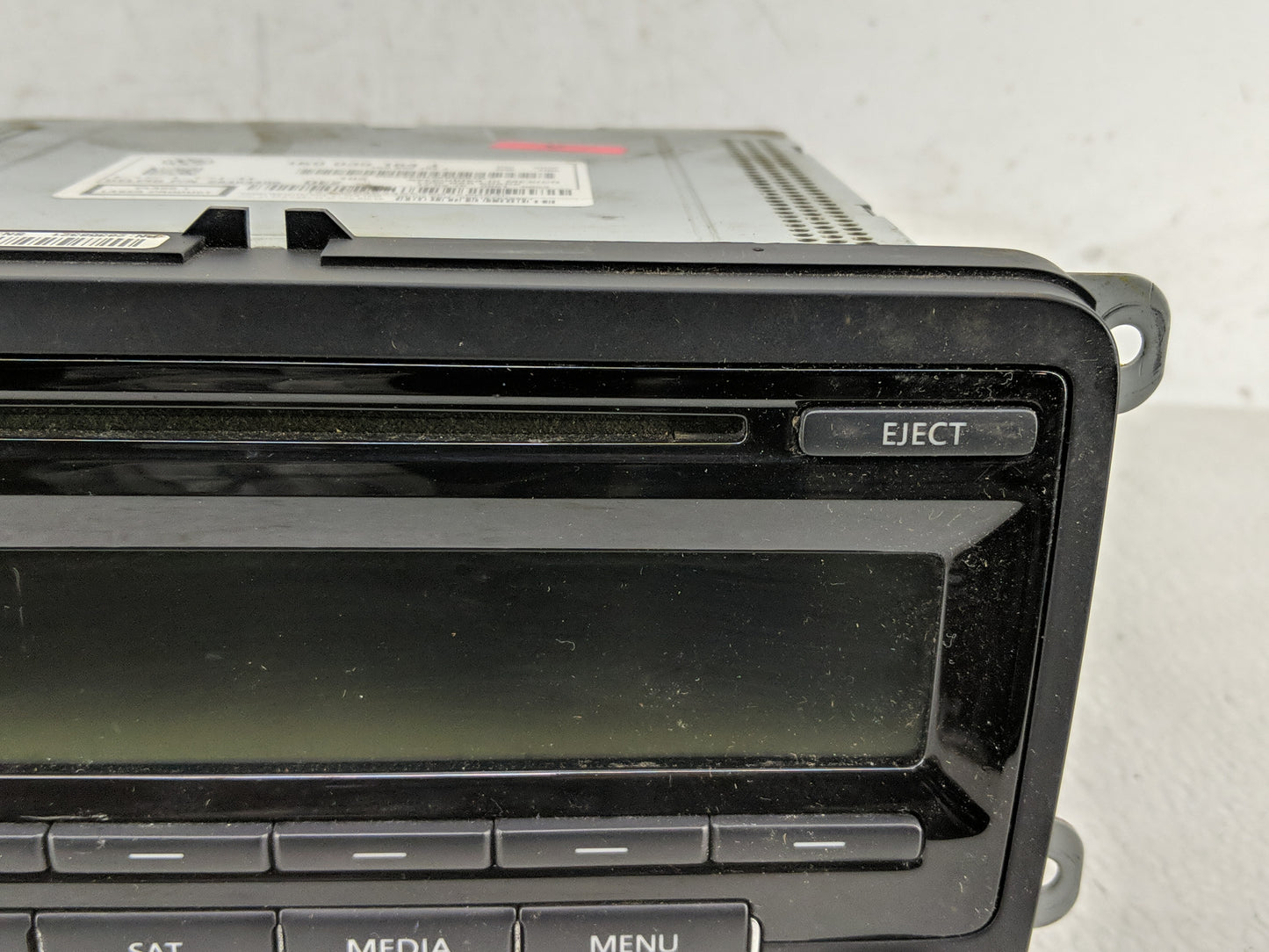 2012-2013 Volkswagen Eos Radio AM FM Cd Player Receiver Replacement P/N:1K0 035 164 J 1K0 035 274 B Fits OEM Used Auto Parts