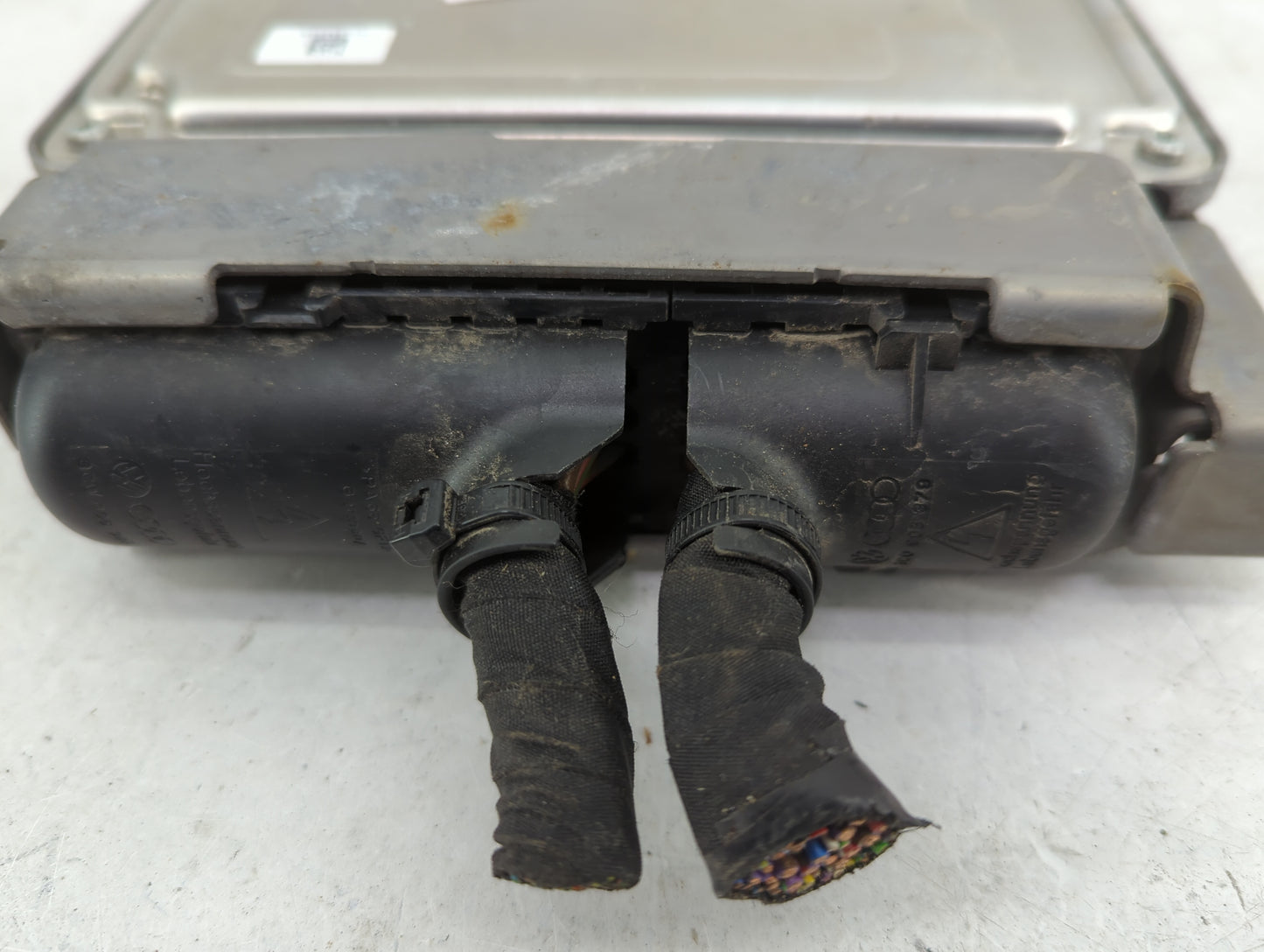 2012 Volkswagen Eos PCM Engine Control Computer ECU ECM PCU OEM P/N:06J906027AR 0261S06222, 06J907309B Fits OEM Used Auto Pa