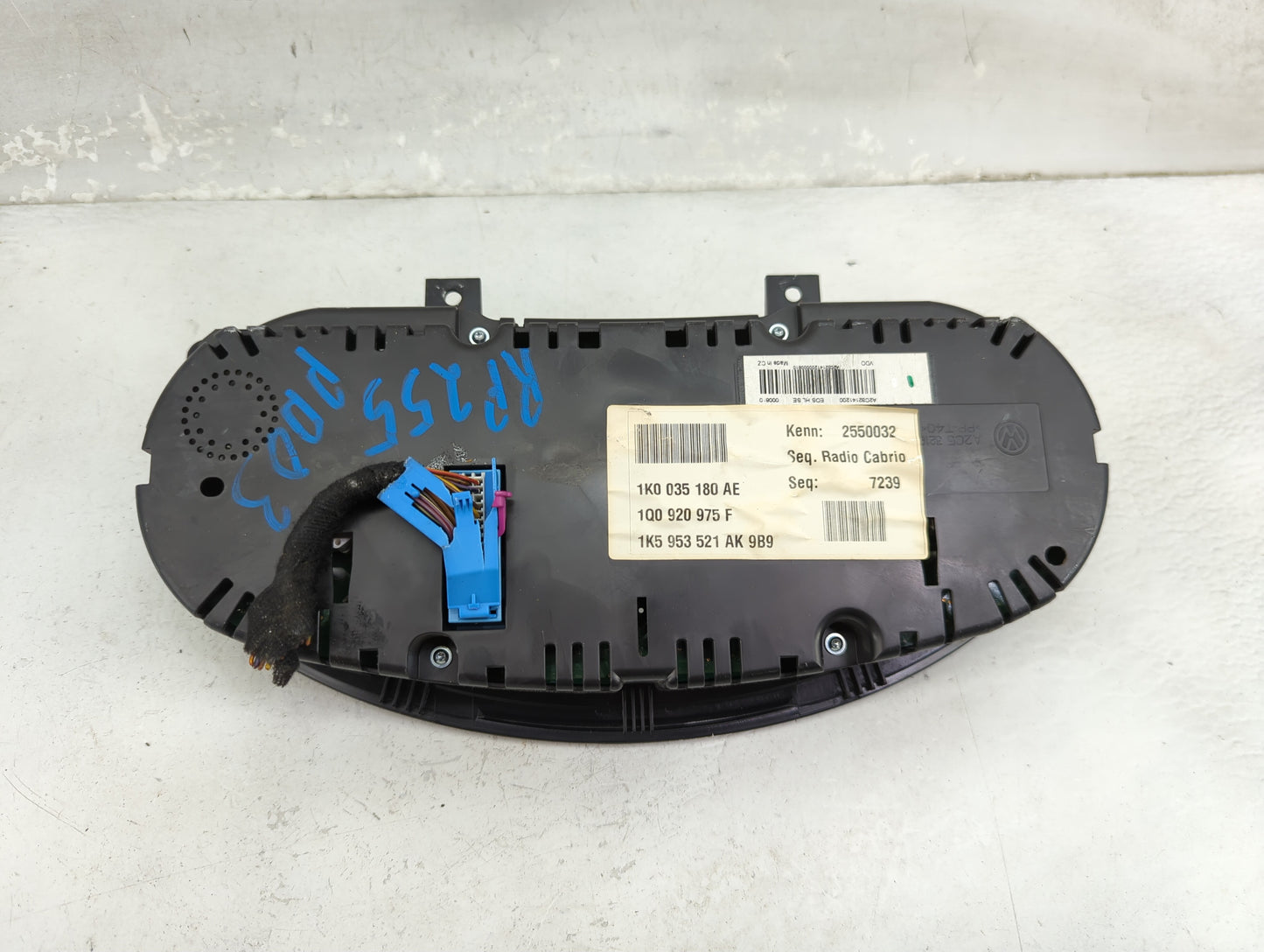 2012 Volkswagen Eos Instrument Cluster Speedometer Gauges P/N:1K0035180AE 1Q0920975F, 1K5953521AK, A2C32141200 Miles: Fits O
