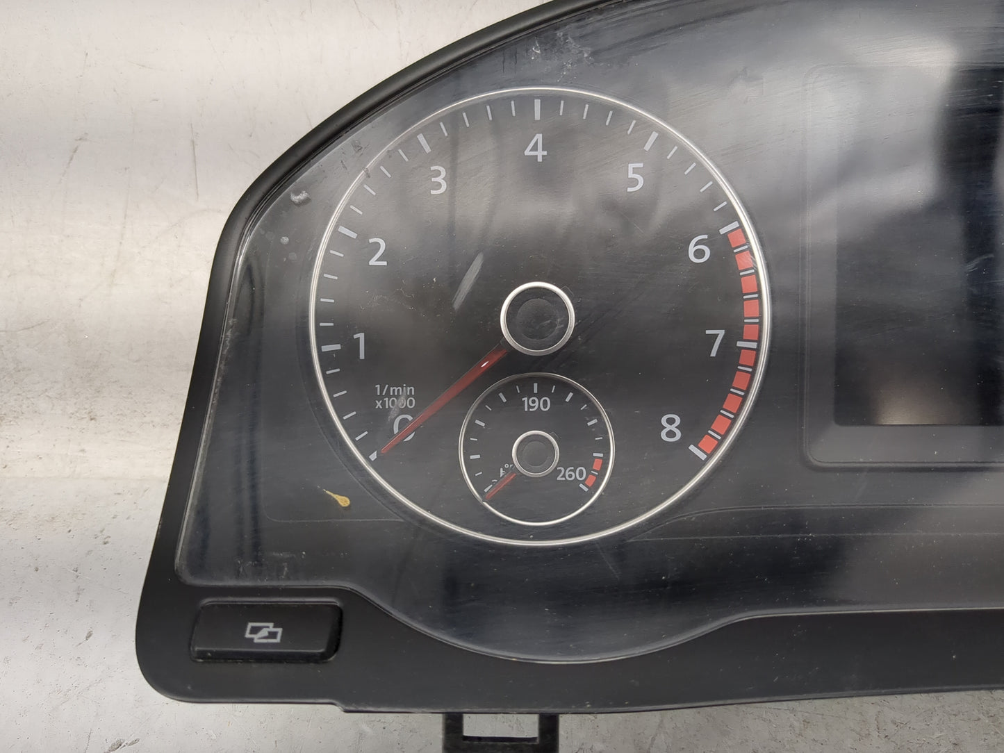 2010-2011 Volkswagen Eos Instrument Cluster Speedometer Gauges P/N:1K0035180AD 1Q0920975B Miles: Fits Fits 2010 2011 OEM Use