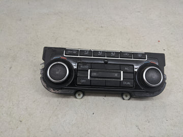 2009-2010 Volkswagen Eos Climate Control Module Temperature AC/Heater Replacement P/N:5K0907044FS 5HB009748-87 Fits OEM Used