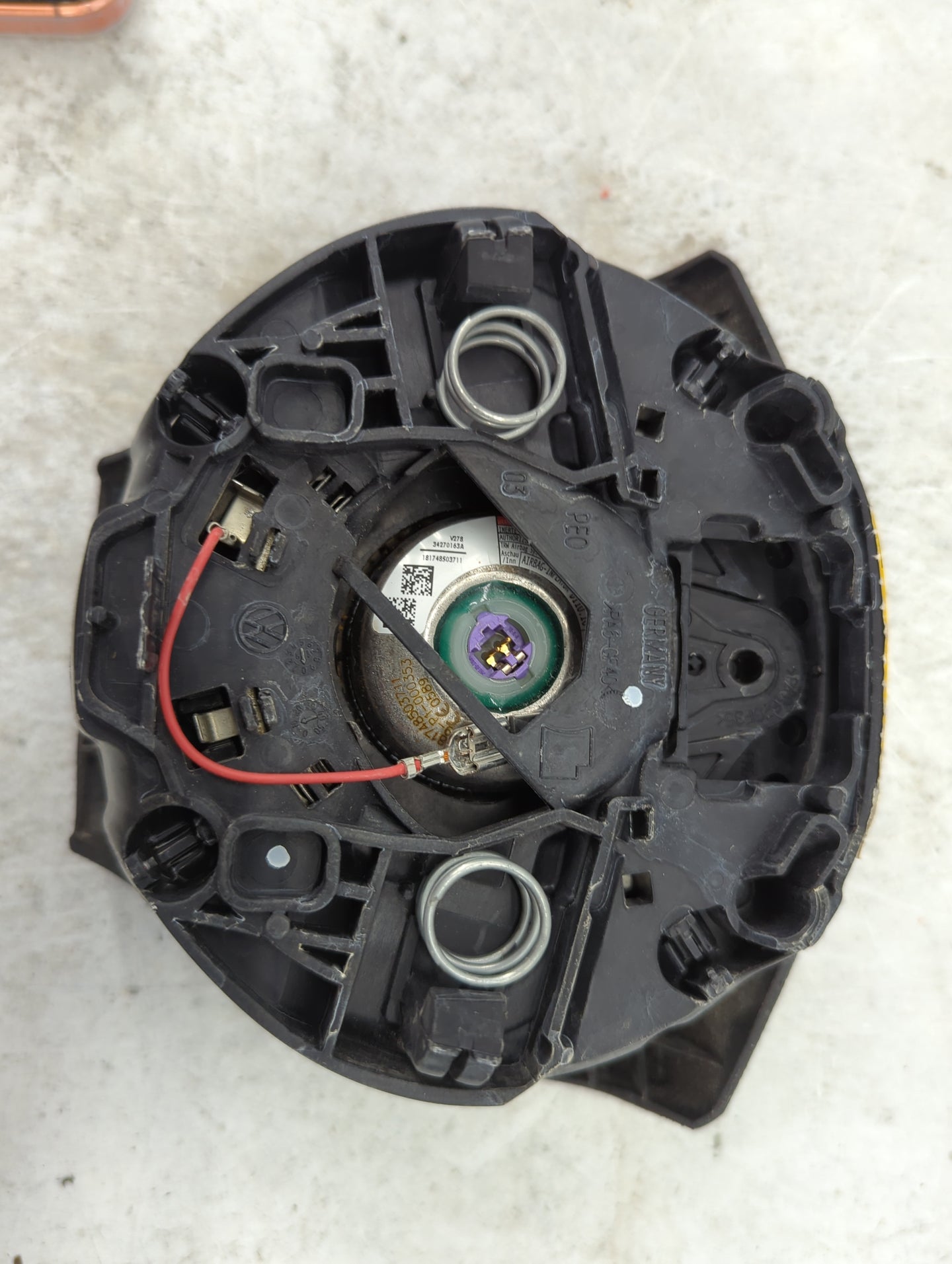 2012-2016 Volkswagen Eos Air Bag Driver Left Steering Wheel Mounted - Oemusedautoparts1.com