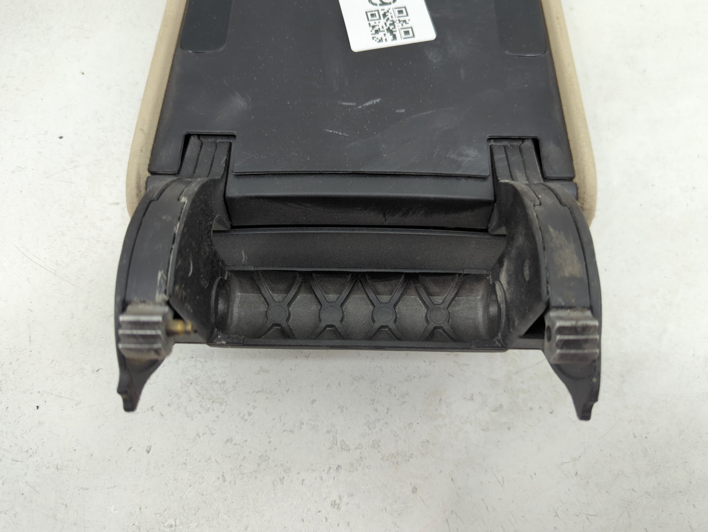 2012 Volkswagen Eos Center Console Armrest Cover Lid Fits OEM Used Auto Parts - Oemusedautoparts1.com