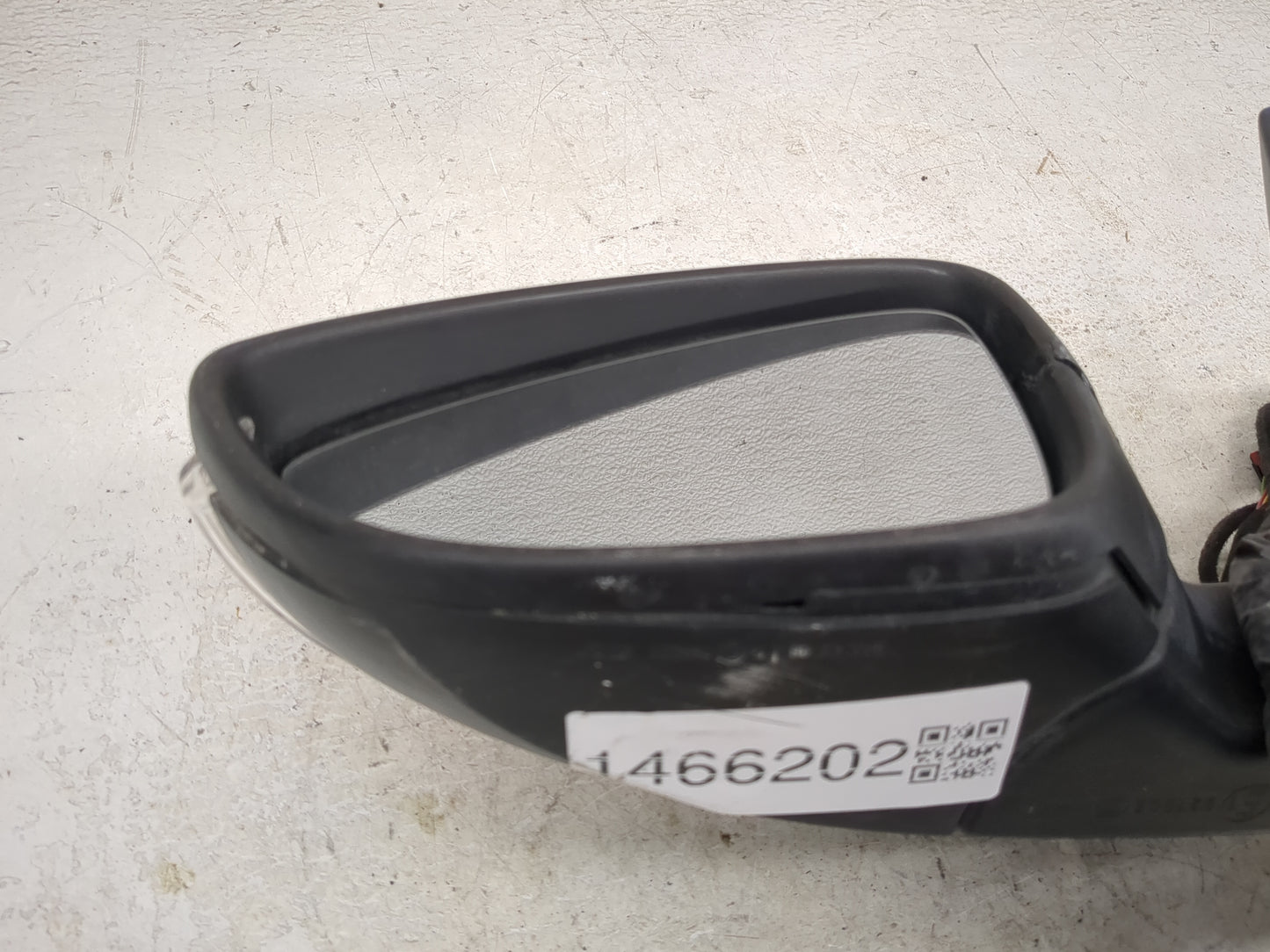 2009-2016 Volkswagen Eos Driver Side View Mirror - Left Door Mirror OEM Used - Oemusedautoparts1.com