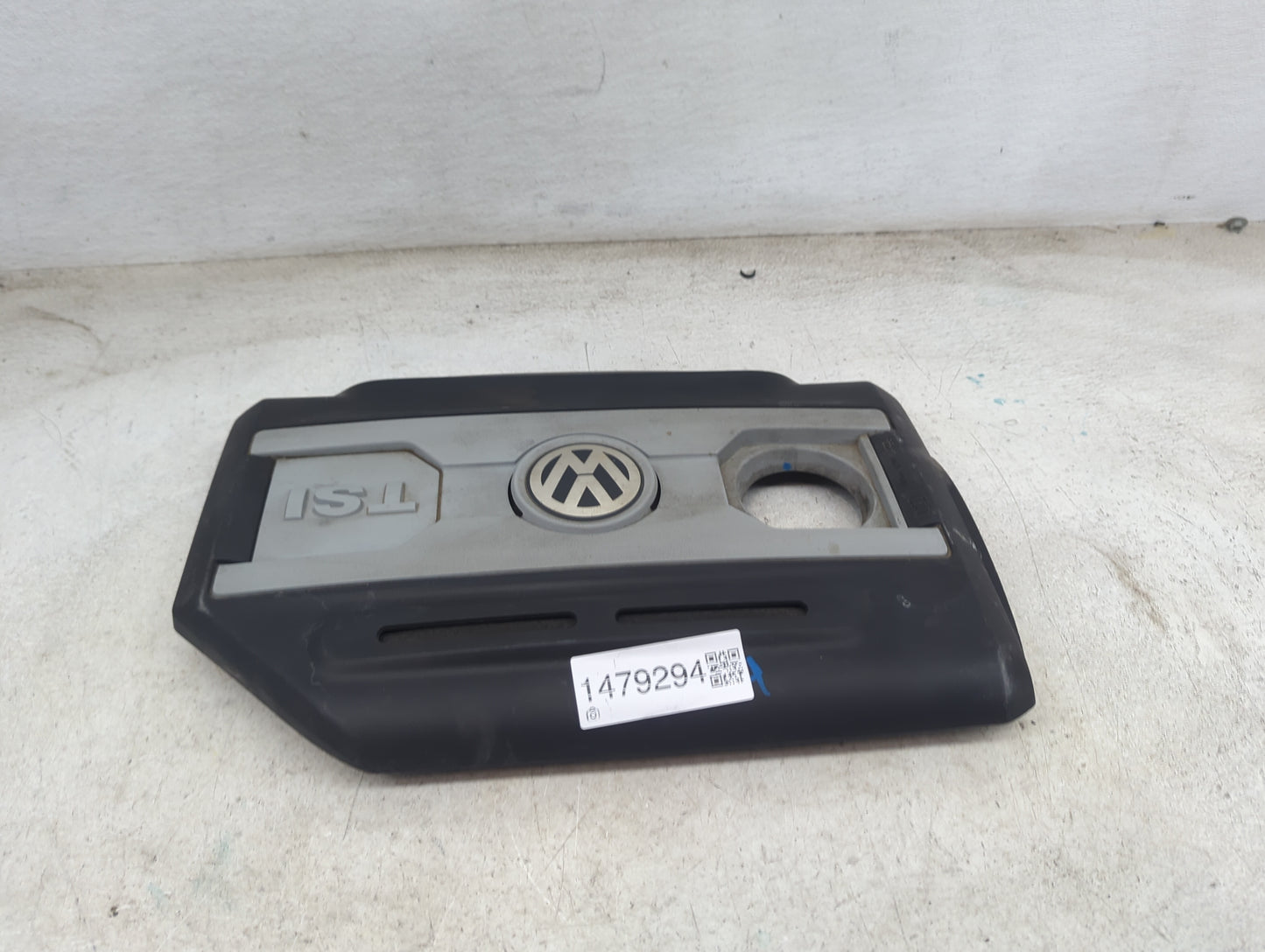 2012 Volkswagen Eos Engine Cover - Oemusedautoparts1.com