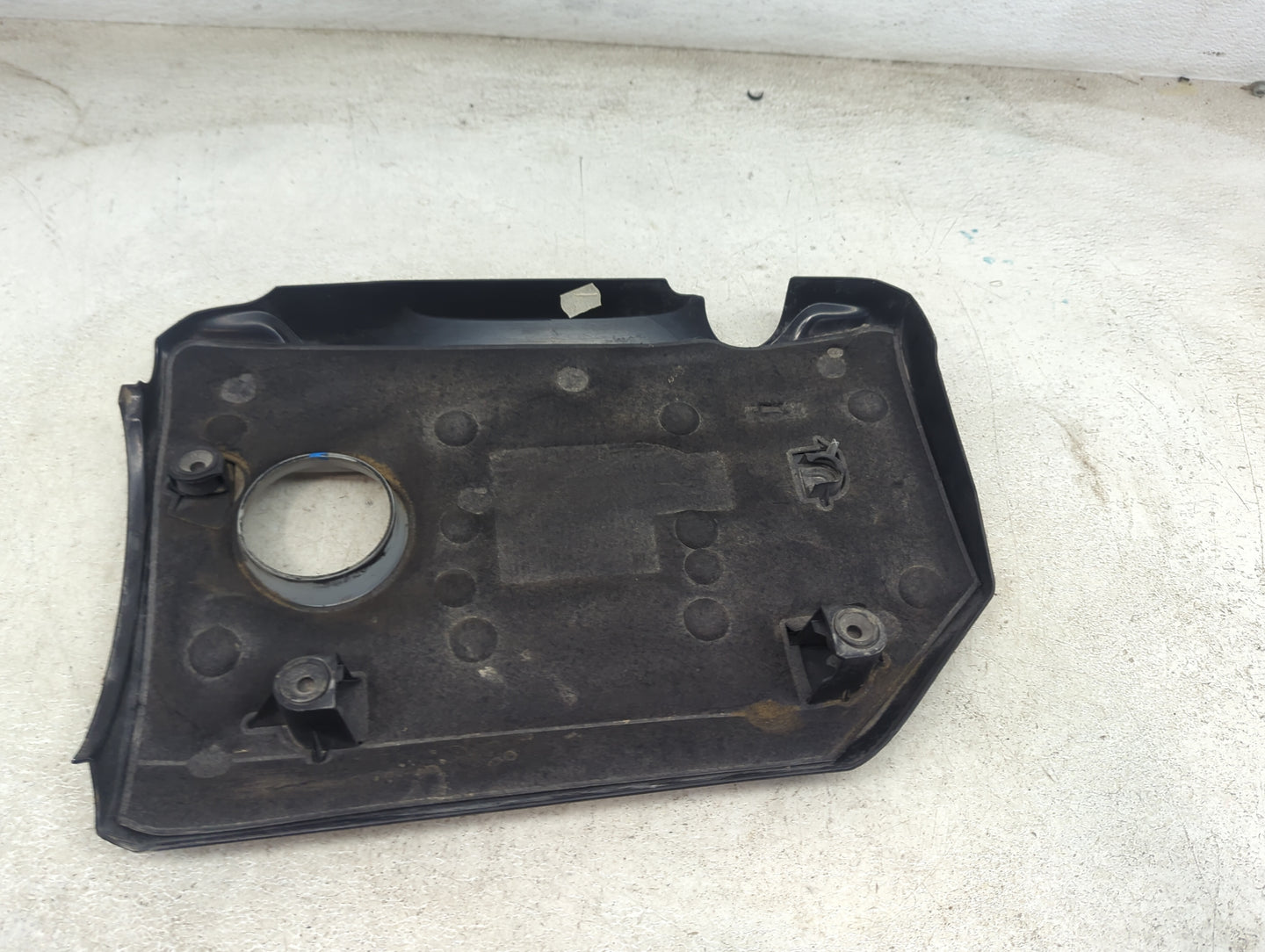 2012 Volkswagen Eos Engine Cover - Oemusedautoparts1.com