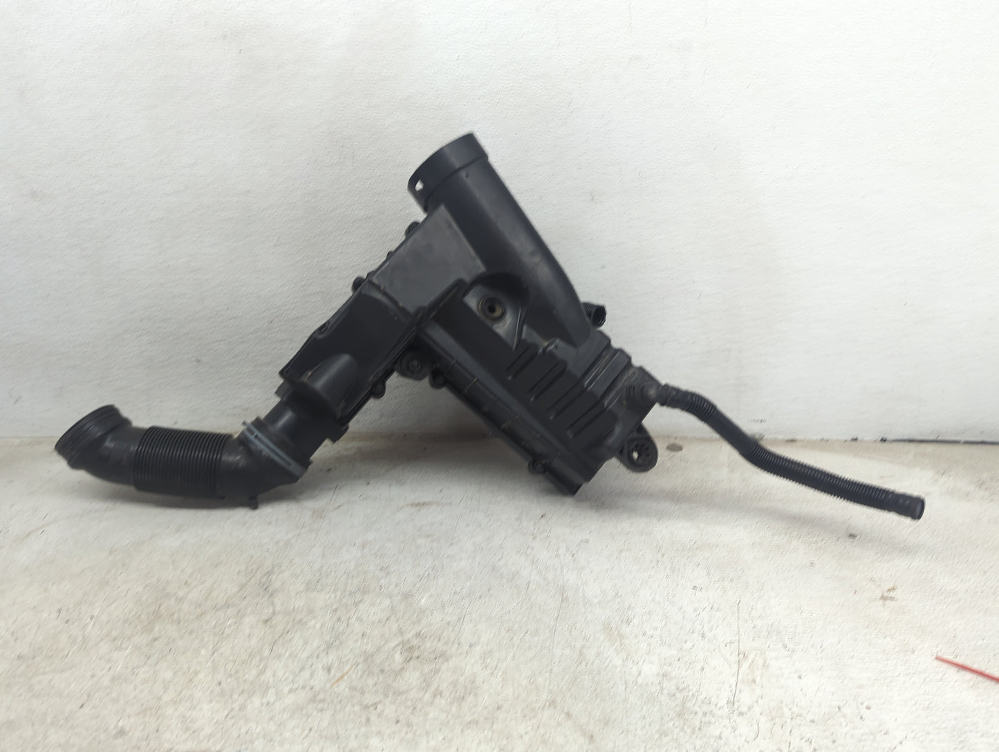 2009-2016 Volkswagen Eos Air Cleaner Intake-duct Hose Tube - Oemusedautoparts1.com