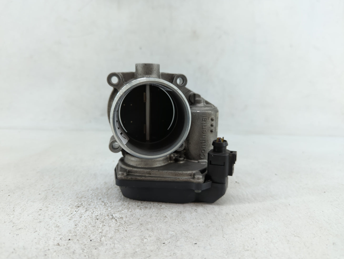 2007-2016 Volkswagen Eos Throttle Body P/N:06F 133 062 G 06F 133 062 Q Fits OEM Used Auto Parts - Oemusedautoparts1.com