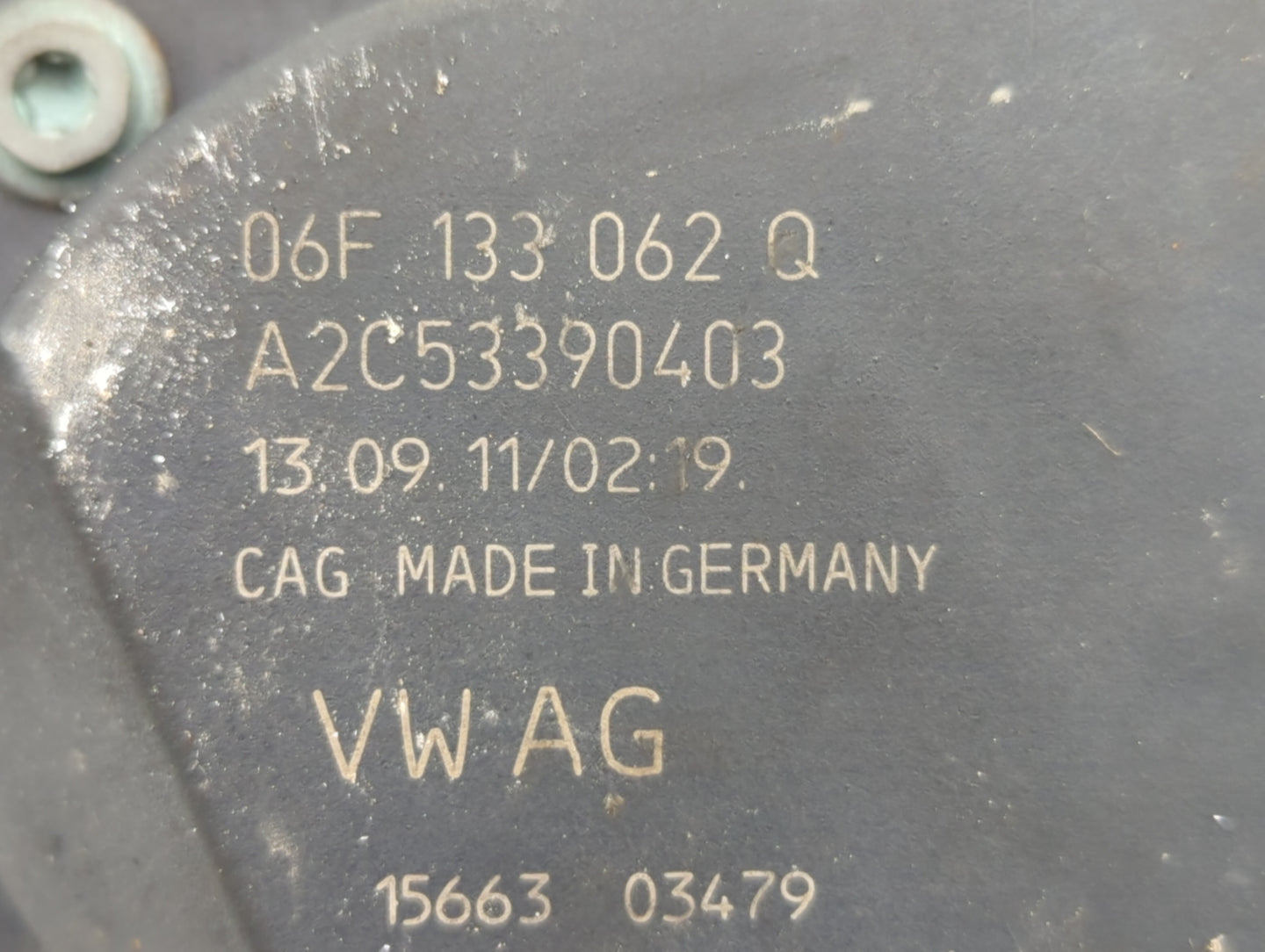 2007-2016 Volkswagen Eos Throttle Body P/N:06F 133 062 Q 06F 133 062 J Fits OEM Used Auto Parts - Oemusedautoparts1.com