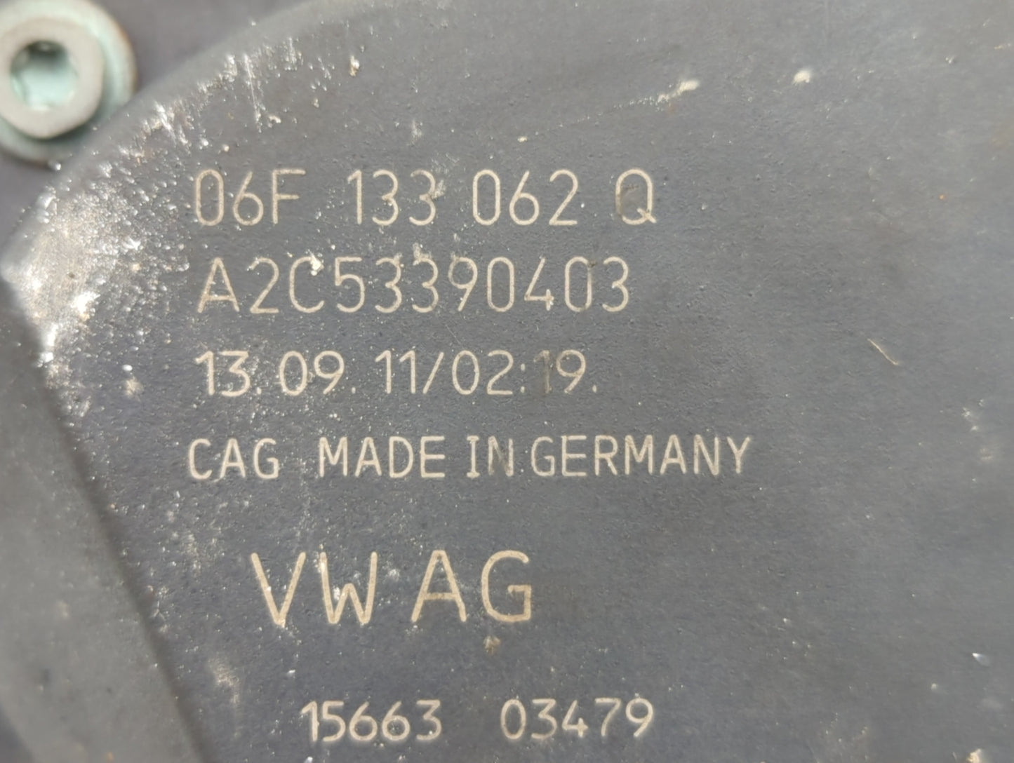 2007-2016 Volkswagen Eos Throttle Body P/N:06F 133 062 Q 06F 133 062 J Fits OEM Used Auto Parts - Oemusedautoparts1.com