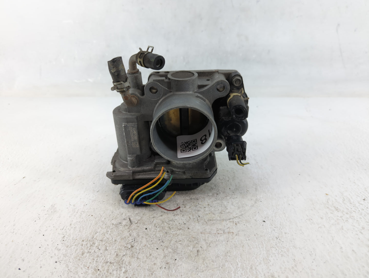 2007-2016 Volkswagen Eos Throttle Body P/N:U22553203956 Fits OEM Used Auto Parts - Oemusedautoparts1.com