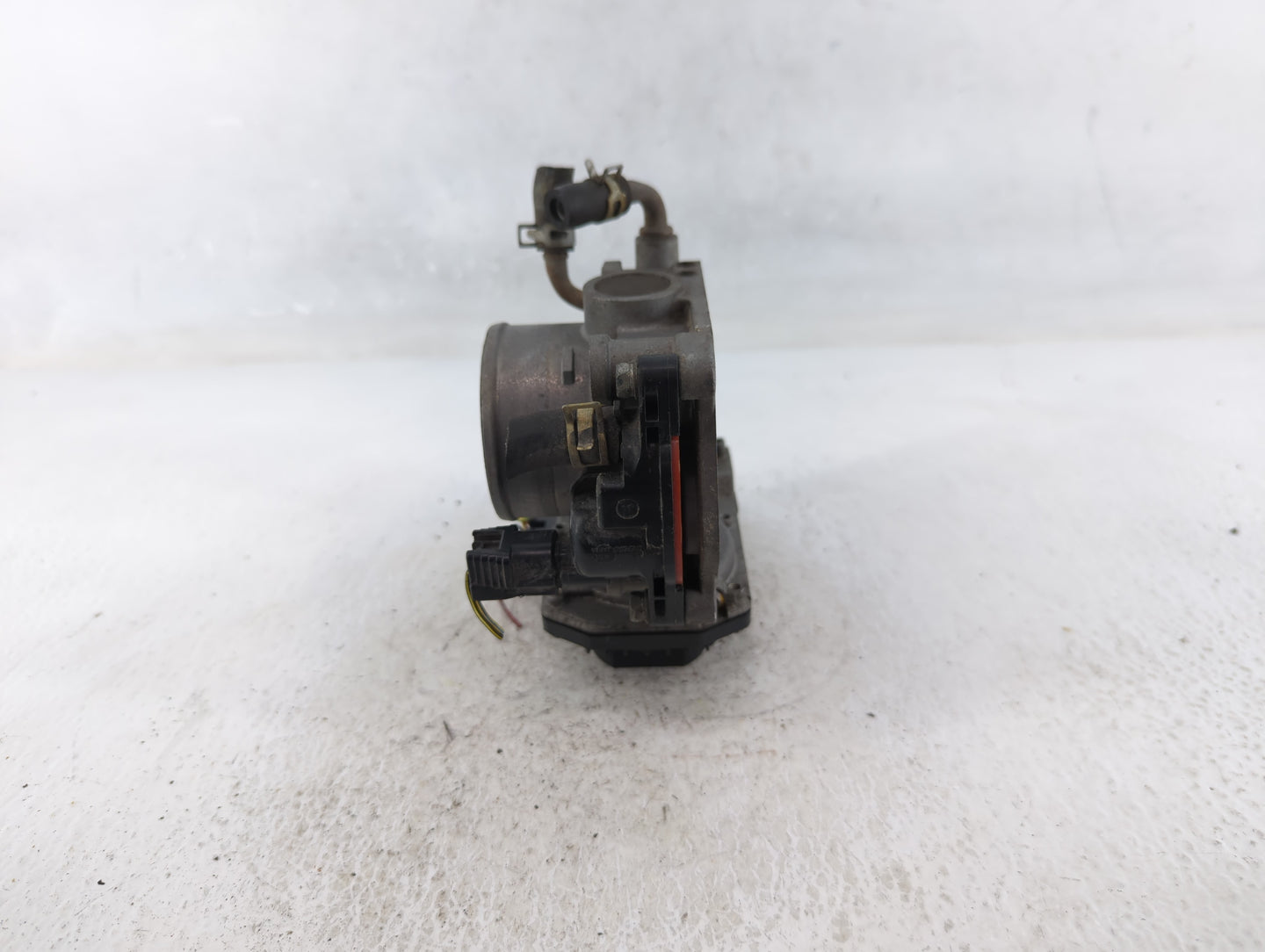 2007-2016 Volkswagen Eos Throttle Body P/N:U22553203956 Fits OEM Used Auto Parts - Oemusedautoparts1.com