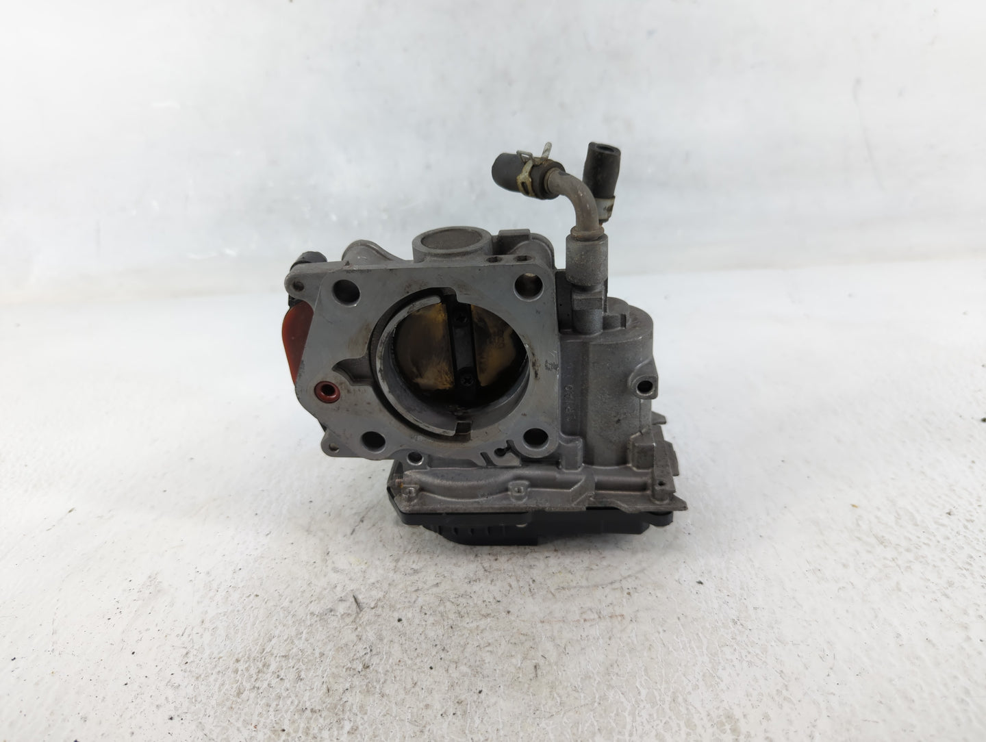 2007-2016 Volkswagen Eos Throttle Body P/N:U22553203956 Fits OEM Used Auto Parts - Oemusedautoparts1.com