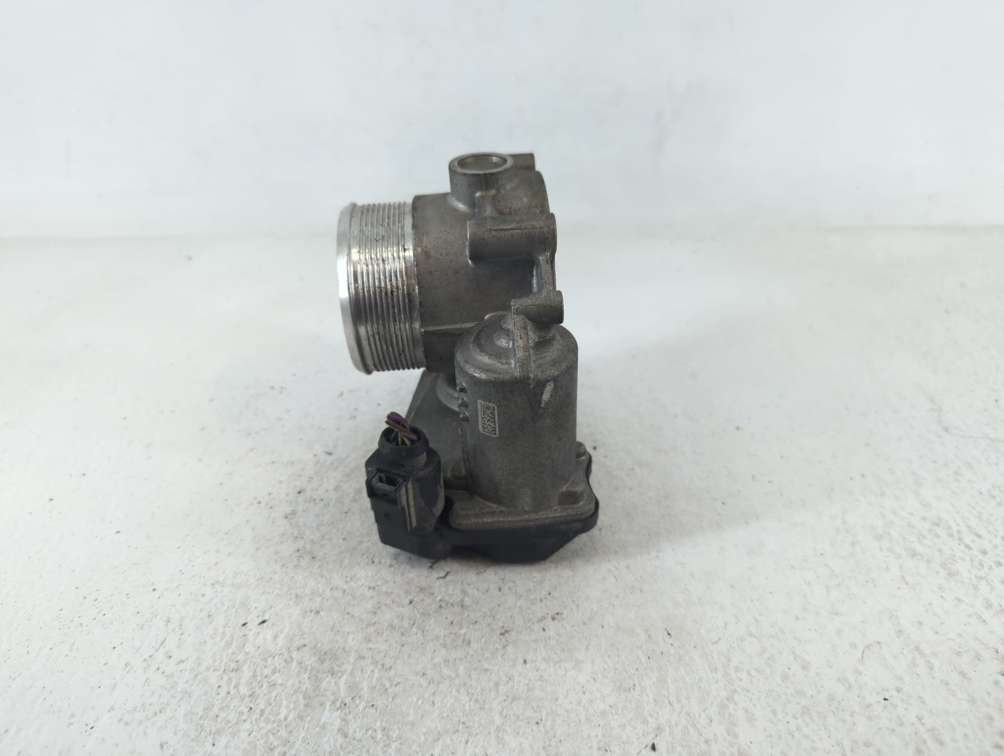 2007-2016 Volkswagen Eos Throttle Body P/N:06F 133 062 Q Fits OEM Used Auto Parts - Oemusedautoparts1.com