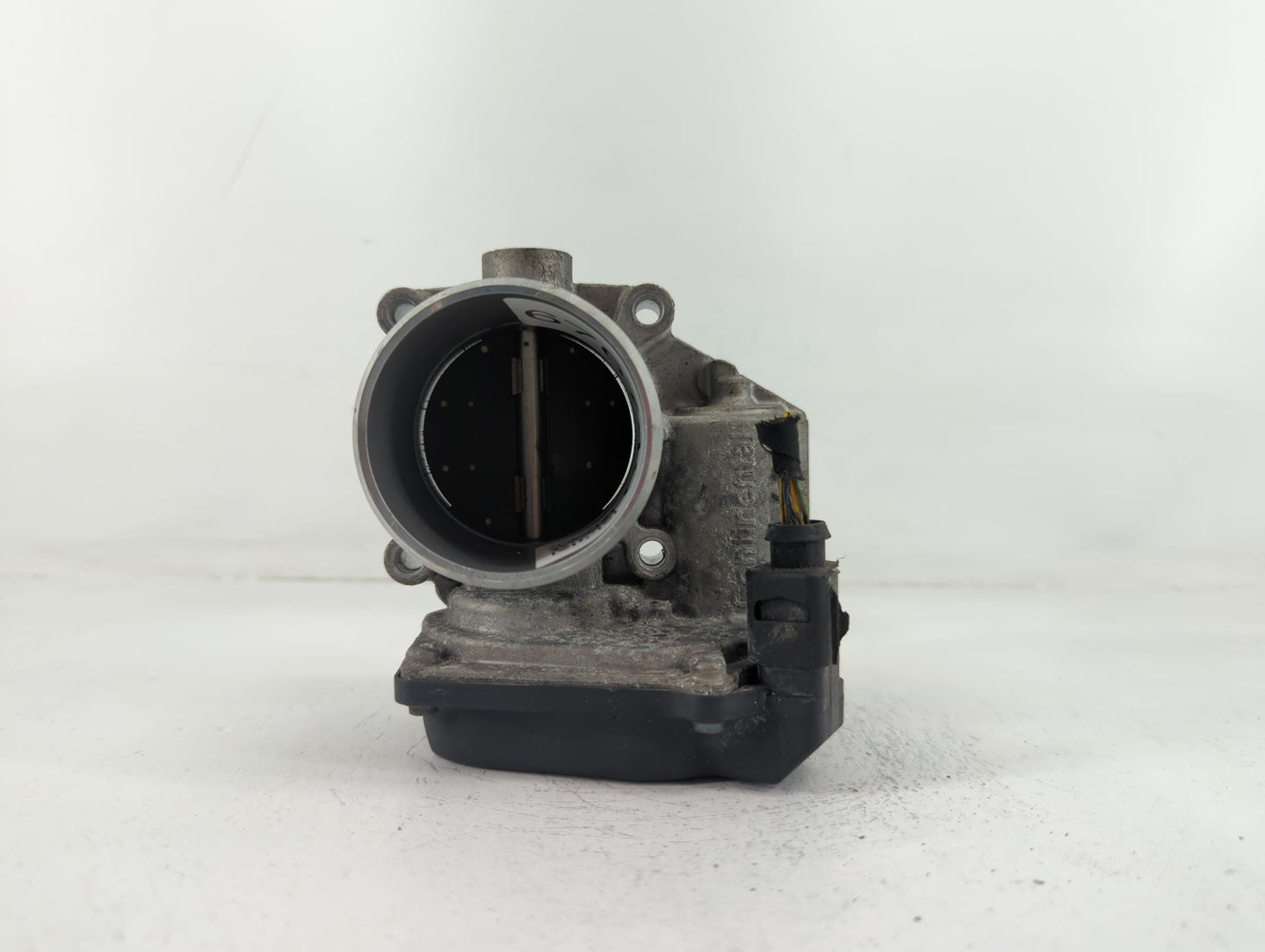 2007-2016 Volkswagen Eos Throttle Body P/N:06F 133 062 Q Fits OEM Used Auto Parts - Oemusedautoparts1.com
