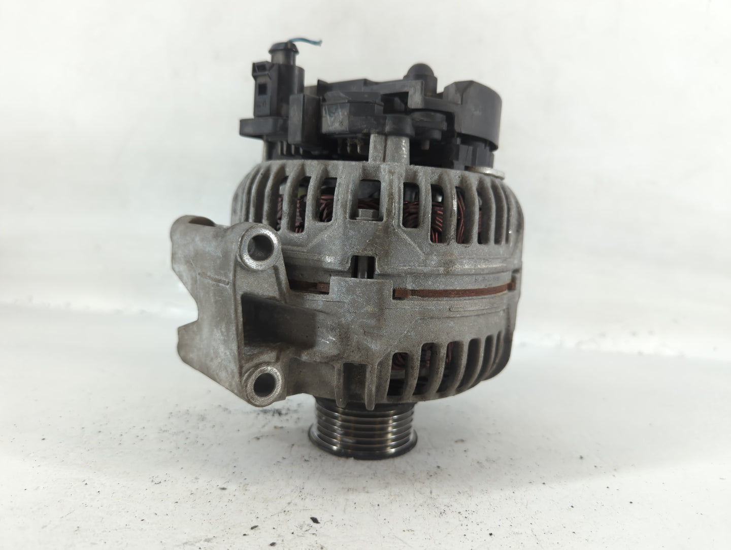 2008-2016 Volkswagen Eos Alternator Replacement Generator Charging Assembly Engine OEM P/N:06 B903 016 AB Fits OEM Used Auto