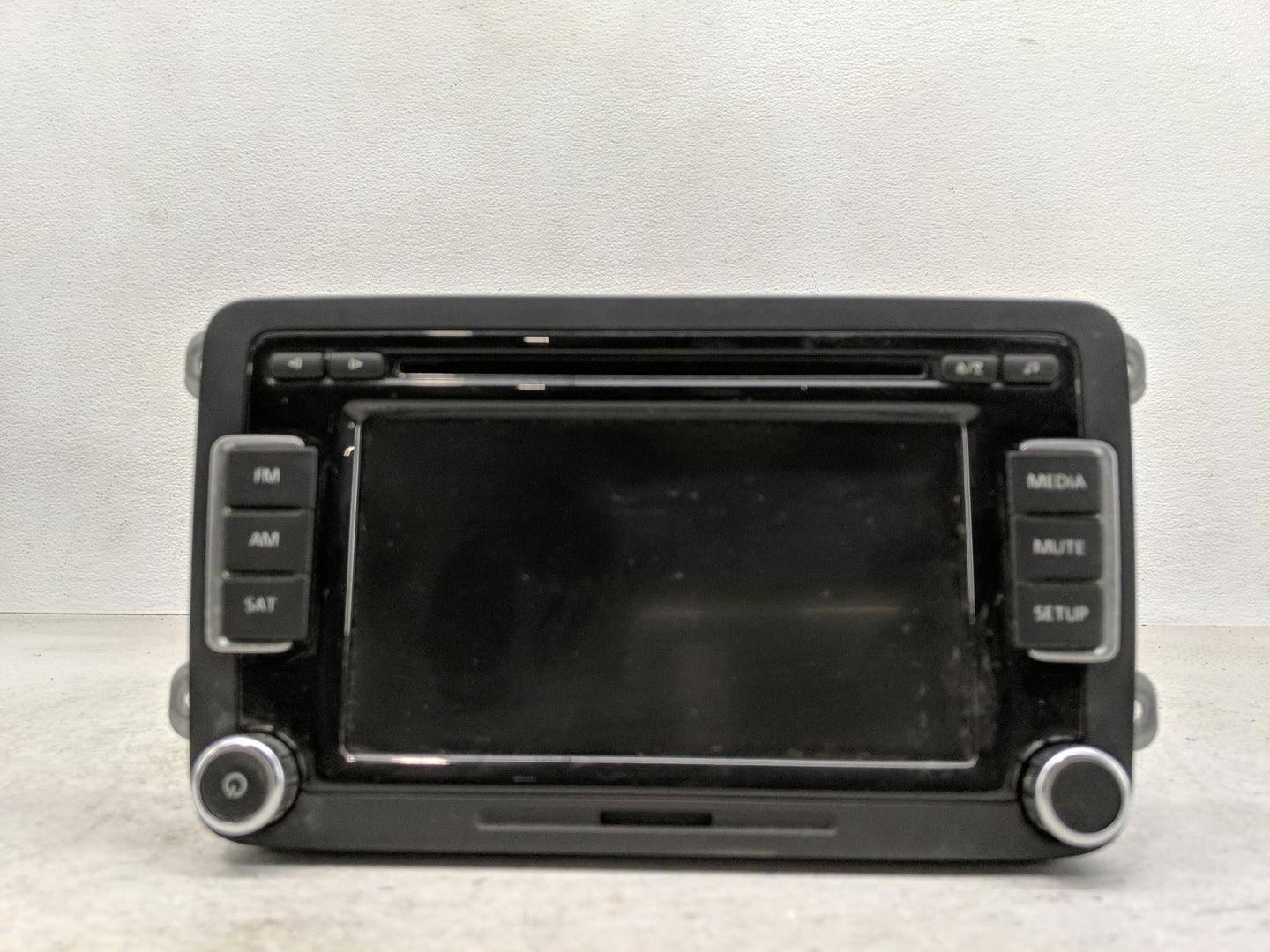 2012 Volkswagen Gli Radio AM FM Cd Player Receiver Replacement Fits Fits 2010 2011 2013 2014 OEM Used Auto Parts - Oemusedau