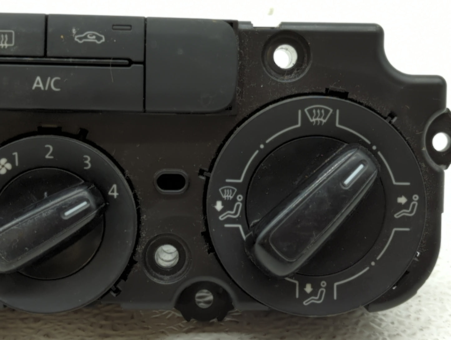 2012 Volkswagen Gli Climate Control Module Temperature AC/Heater Replacement P/N:90151-903 90151-520 Fits Fits 2011 2013 201