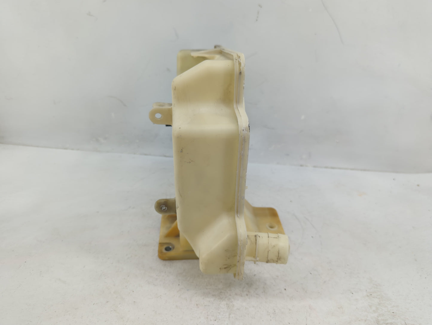2006-2014 Volkswagen Golf Windshield Washer Fluid Reservoir Bottle Oem - Oemusedautoparts1.com
