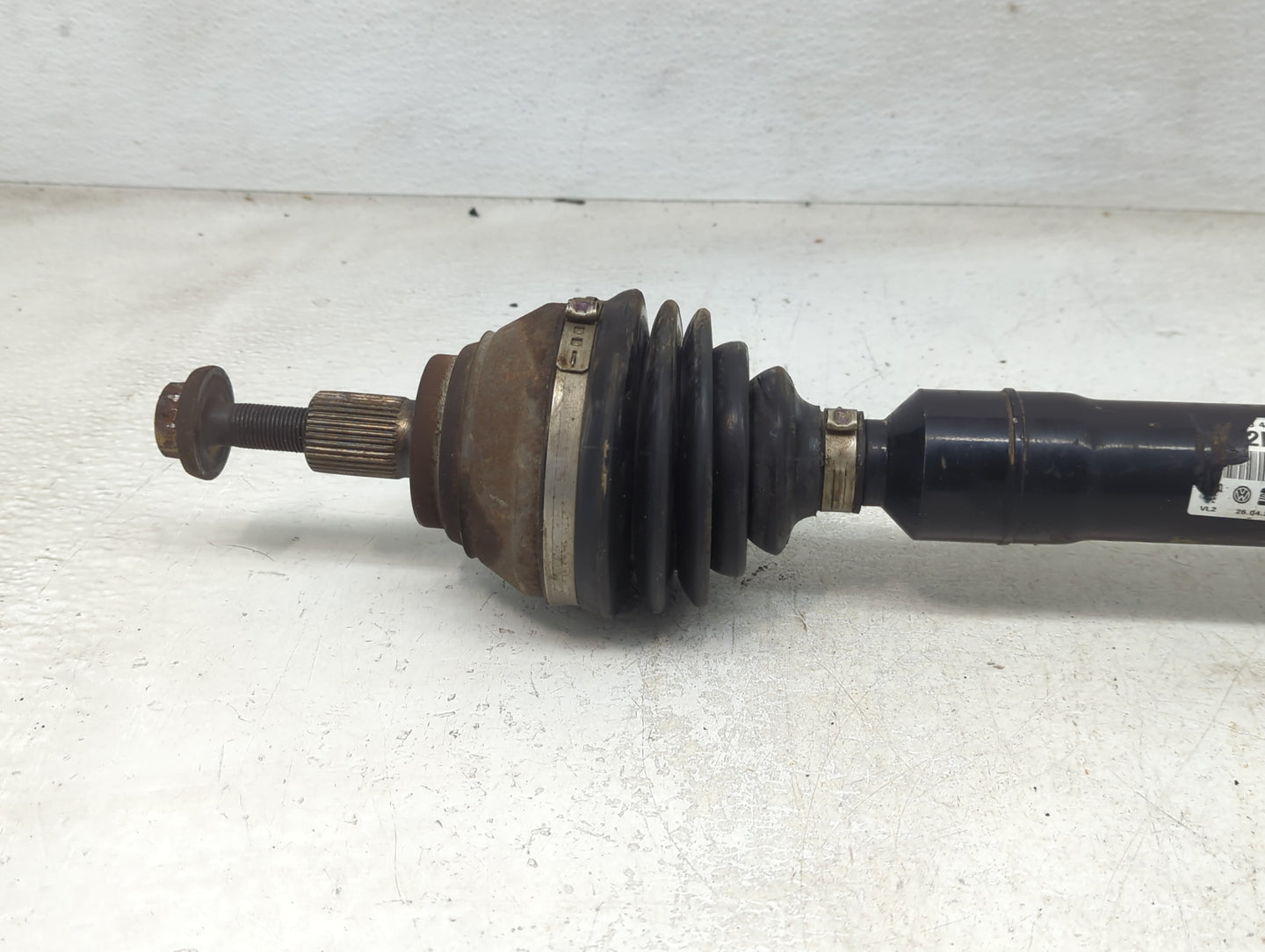 2013-2013 Volkswagen Golf Axle Shaft Front Passenger Cv C/v - Oemusedautoparts1.com