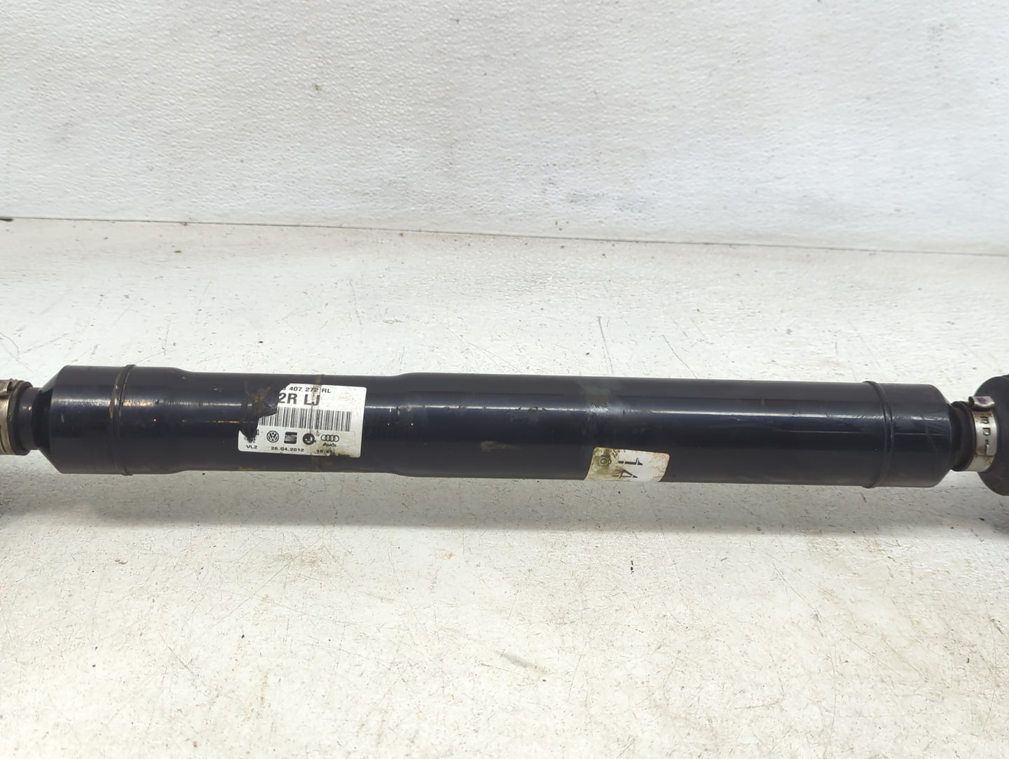 2013-2013 Volkswagen Golf Axle Shaft Front Passenger Cv C/v - Oemusedautoparts1.com