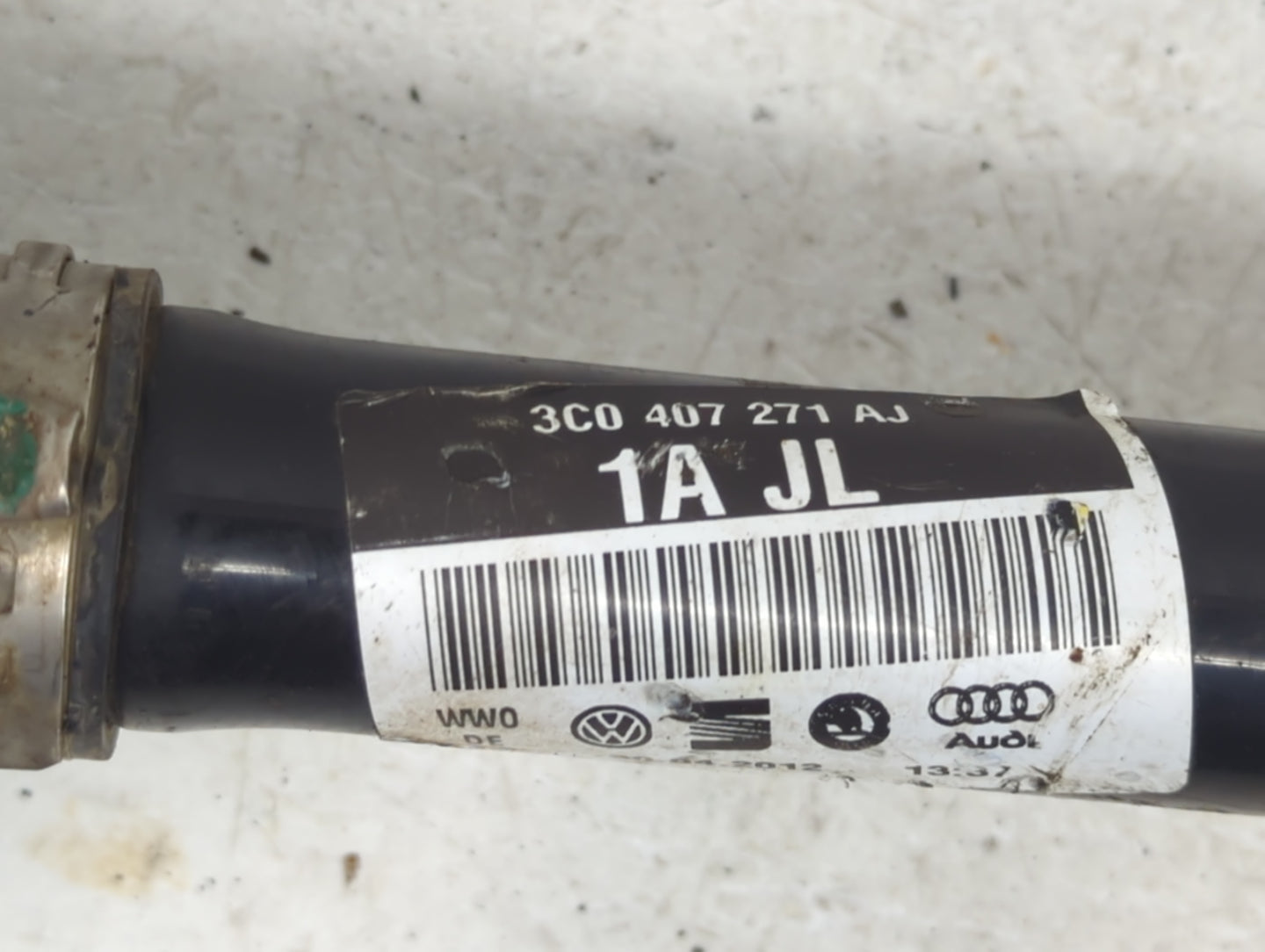 2013-2013 Volkswagen Golf Axle Shaft Front Driver Cv C/v 1415809 - Oemusedautoparts1.com