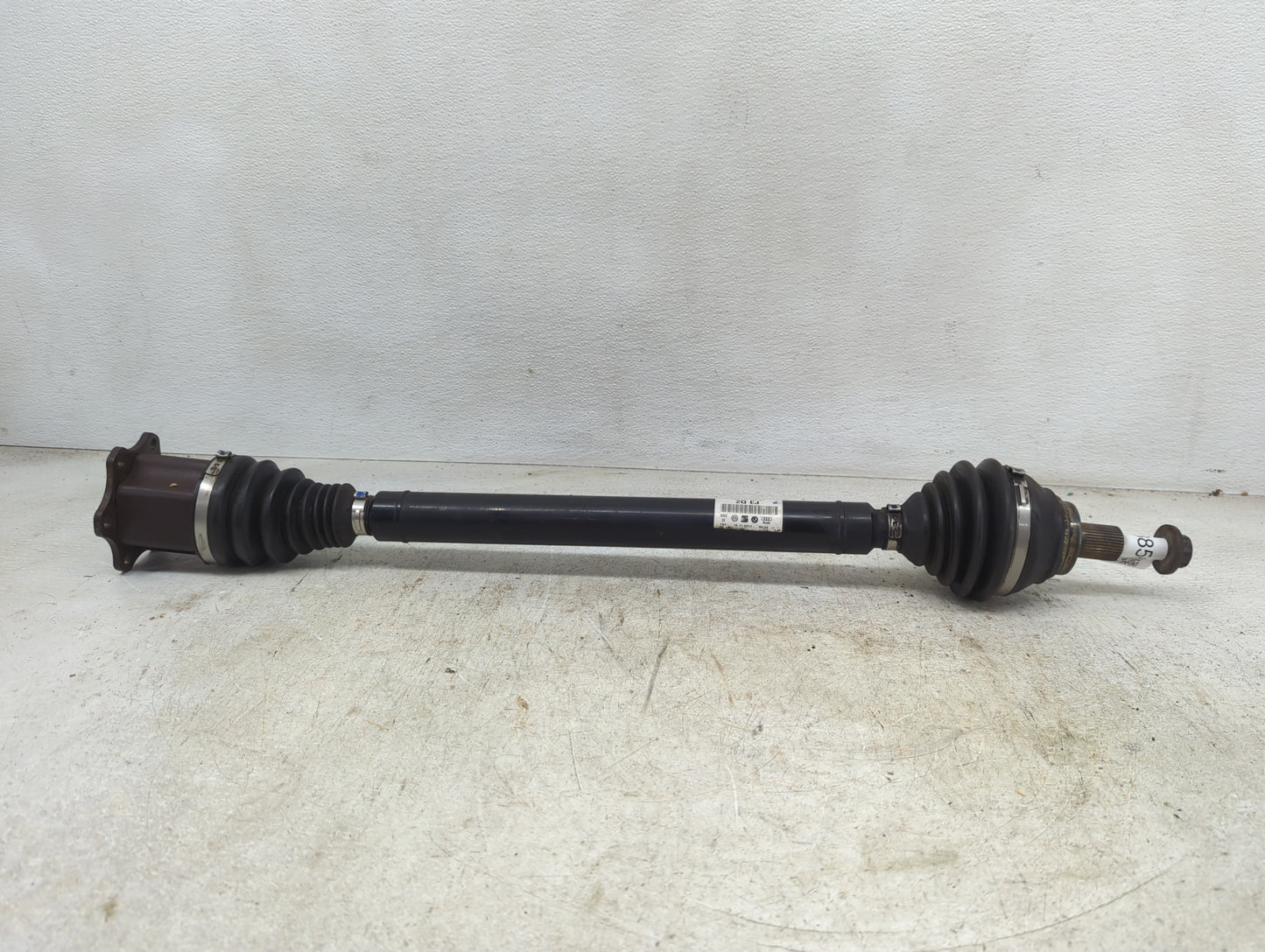 2010-2014 Volkswagen Golf Axle Shaft Front Passenger Cv C/v - Oemusedautoparts1.com