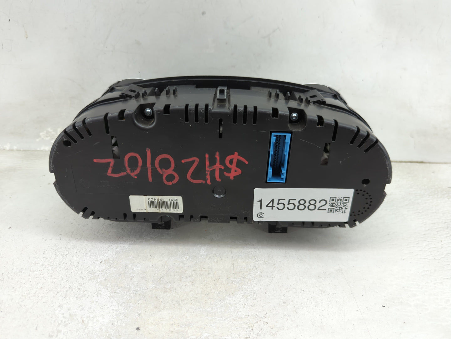 2012-2013 Volkswagen Golf Instrument Cluster Speedometer Gauges P/N:A2C53428915 603038 Miles: Fits Fits 2012 2013 OEM Used A