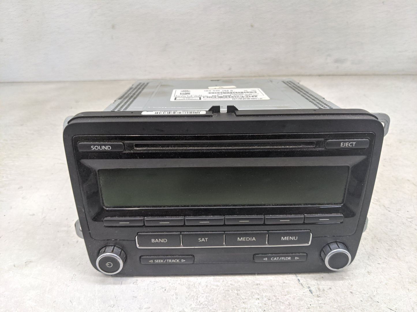 2012 Volkswagen Golf Gti Radio AM FM Cd Player Receiver Replacement P/N:1K0035164C 28305130 Fits Fits 2013 2014 OEM Used Aut