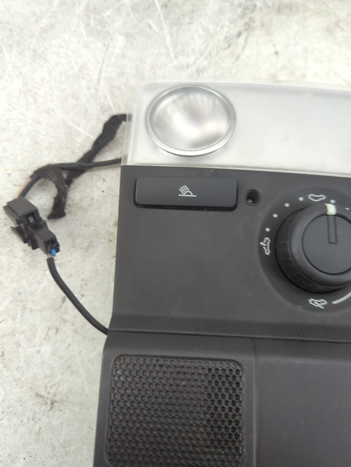 Volkswagen Golf Gti Overhead Roof Console Black - Oemusedautoparts1.com