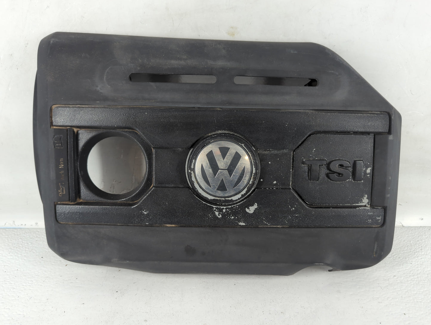 2012 Volkswagen Gti Engine Cover - Oemusedautoparts1.com