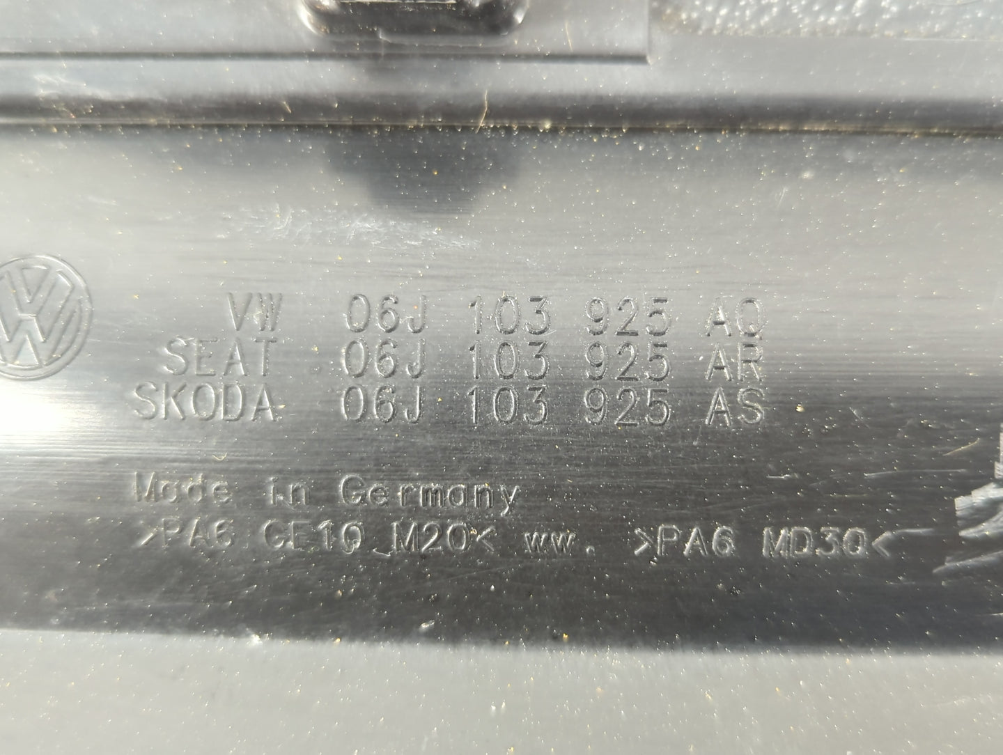 2012 Volkswagen Gti Engine Cover - Oemusedautoparts1.com
