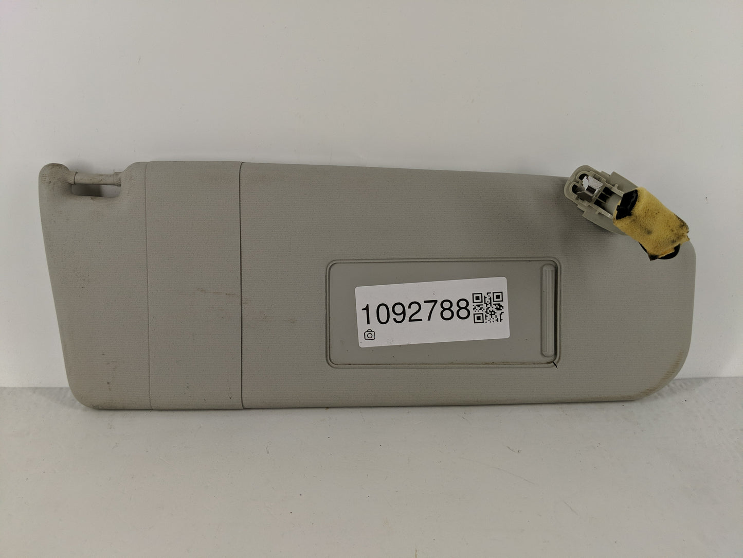 2011-2018 Volkswagen Jetta Sun Visor Shade Replacement Passenger Right Mirror Fits Fits 2011 2012 2013 2014 2015 2016 2017 2