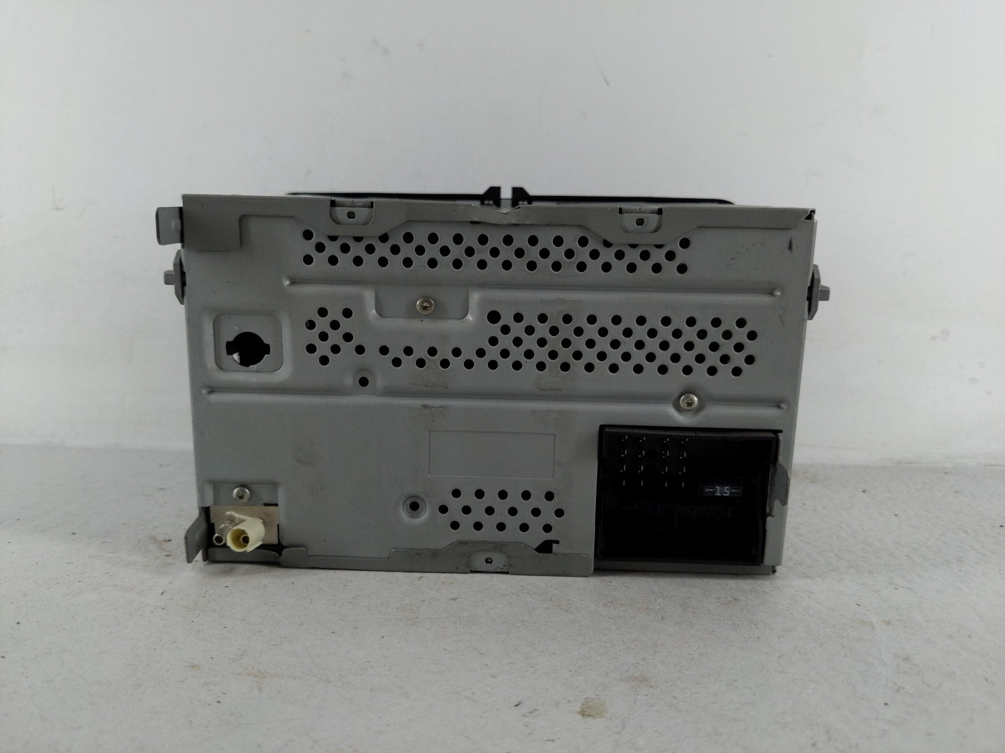 2011-2014 Volkswagen Jetta Radio AM FM Cd Player Receiver Replacement P/N:1K0 035 180 AFK Fits Fits 2010 2011 2012 2013 2014