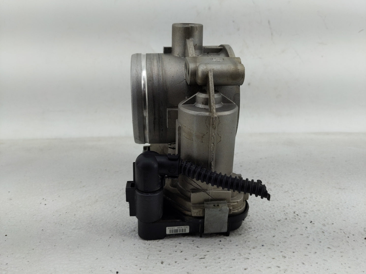 2006-2014 Volkswagen Jetta Throttle Body Fits Fits 2006 2007 2008 2009 2010 2011 2012 2013 2014 OEM Used Auto Parts - Oemuse