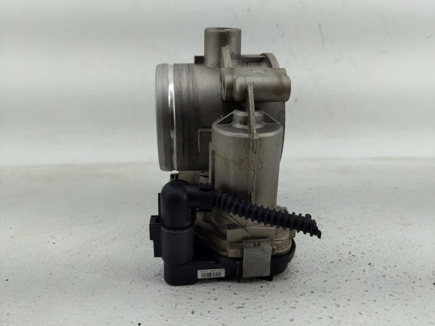 2006-2014 Volkswagen Jetta Throttle Body Fits Fits 2006 2007 2008 2009 2010 2011 2012 2013 2014 OEM Used Auto Parts - Oemuse