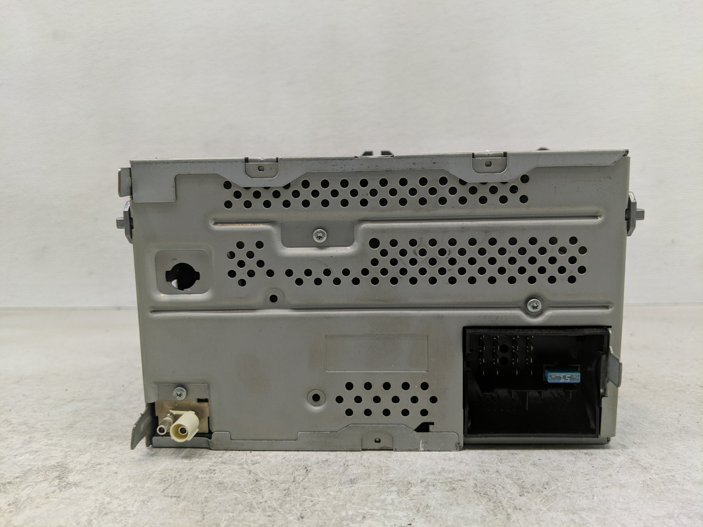 2012 Volkswagen Jetta Radio AM FM Cd Player Receiver Replacement P/N:1K0 035 164 D Fits OEM Used Auto Parts - Oemusedautopar