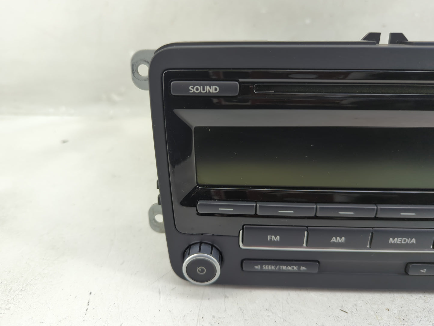 2011-2014 Volkswagen Jetta Radio AM FM Cd Player Receiver Replacement P/N:1K0035164D Fits Fits 2011 2012 2013 2014 2015 2016