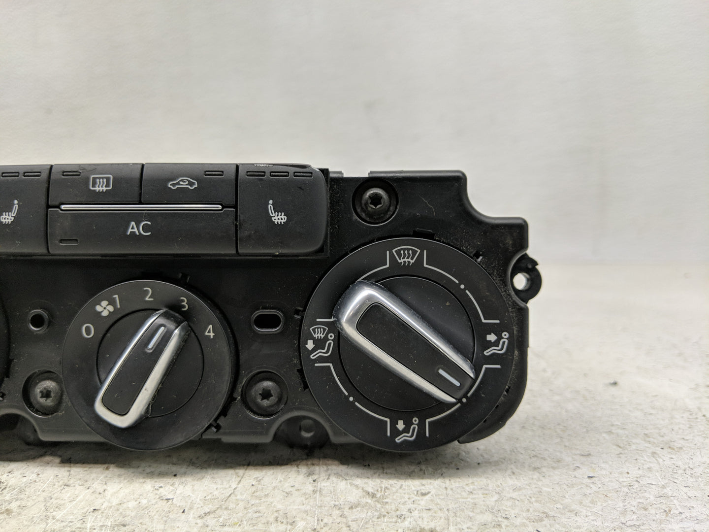 2011-2014 Volkswagen Jetta Climate Control Module Temperature AC/Heater Replacement P/N:5C1 819 045 Fits Fits 2011 2012 2013